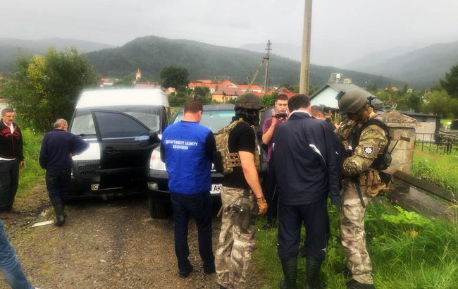 Мэру Сколе, задержанному на взятке, сообщили о подозрении